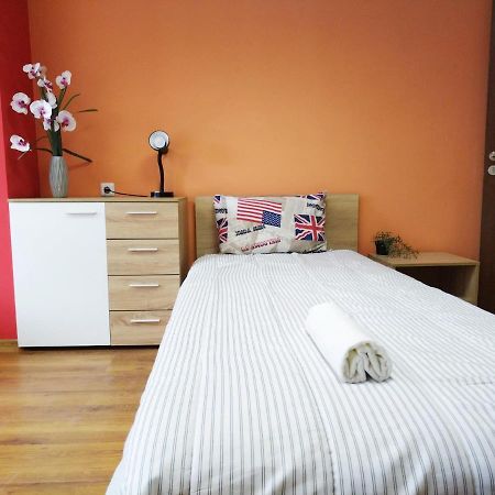 Roma Hostel Varna Exterior photo