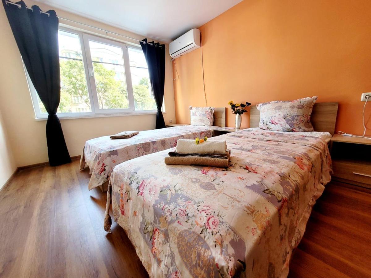 Roma Hostel Varna Exterior photo
